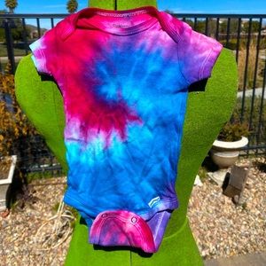 Gerber Organic Onesie ❗️Custom Tie Dye ❗️🌈
